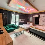 Royal Suite Hotel